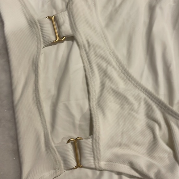 L space Myra ribbed one piece - Picture 4 of 7